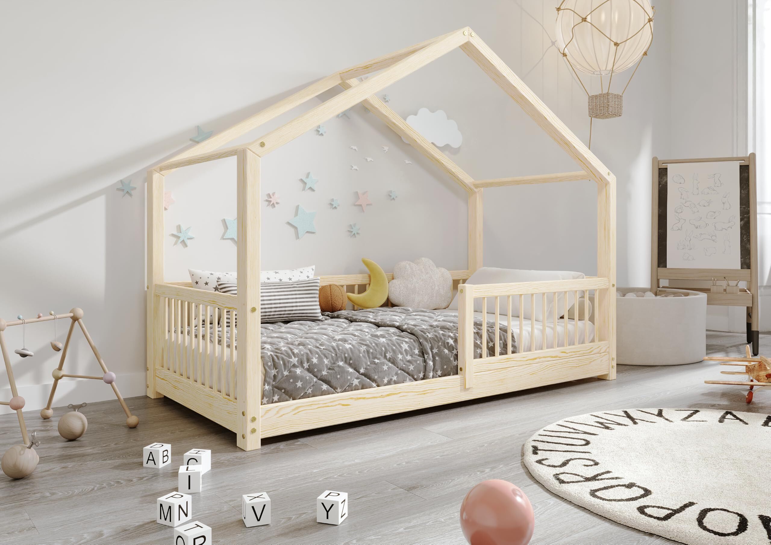TIMBEE MURLO Hausbett Kinderbett 90x200 cm mit Rausfallschutz Lattenrost Naturholz Kiefer Holzbett Beinhöhe 3 cm