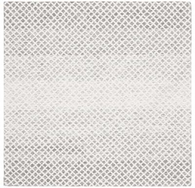 SAFAVIEH Handmade Micro-Loop Zvetka Wool Rug
