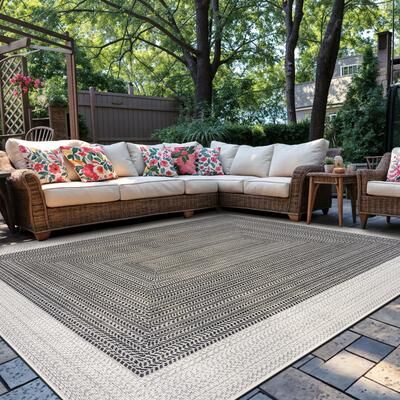 World Rug Gallery Contemporary Braided Style Reversible Indoor / Outdoor Area Rug