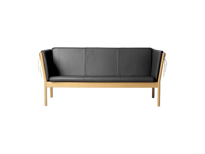 FDB Møbler J149 Sofa Stoff schwarz lackierte Eiche, 3-Sitzer
