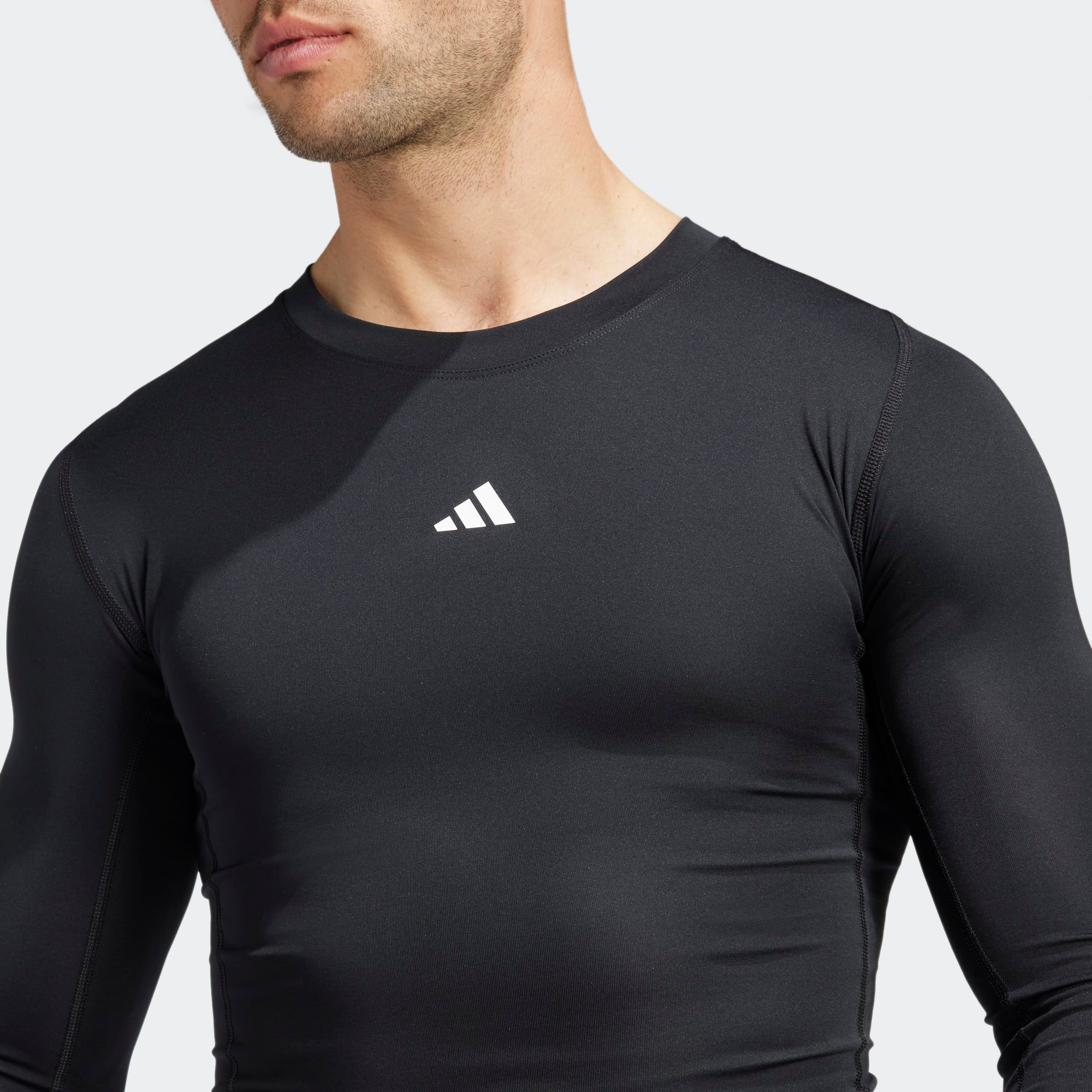 Funktionsshirt ADIDAS PERFORMANCE "TECHFIT COMPRESSION TRAINING LONGSLEEVE", Herren, Gr. XXL, schwarz, Obermaterial: 83% Polyester, 17% Elasthan, normal, Rundhals, Shirts Funktionsshirt, mit normaler Länge, sportlicher Stil, für Sportmode und Outdoormode 
