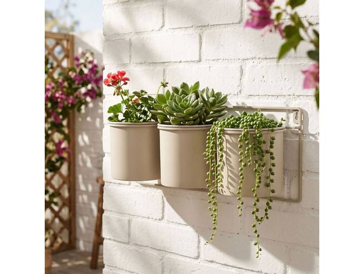 Blumentopfhalter aus Metall, 3 Blumentöpfe für die Wand, beige, je 12 x 14 cm