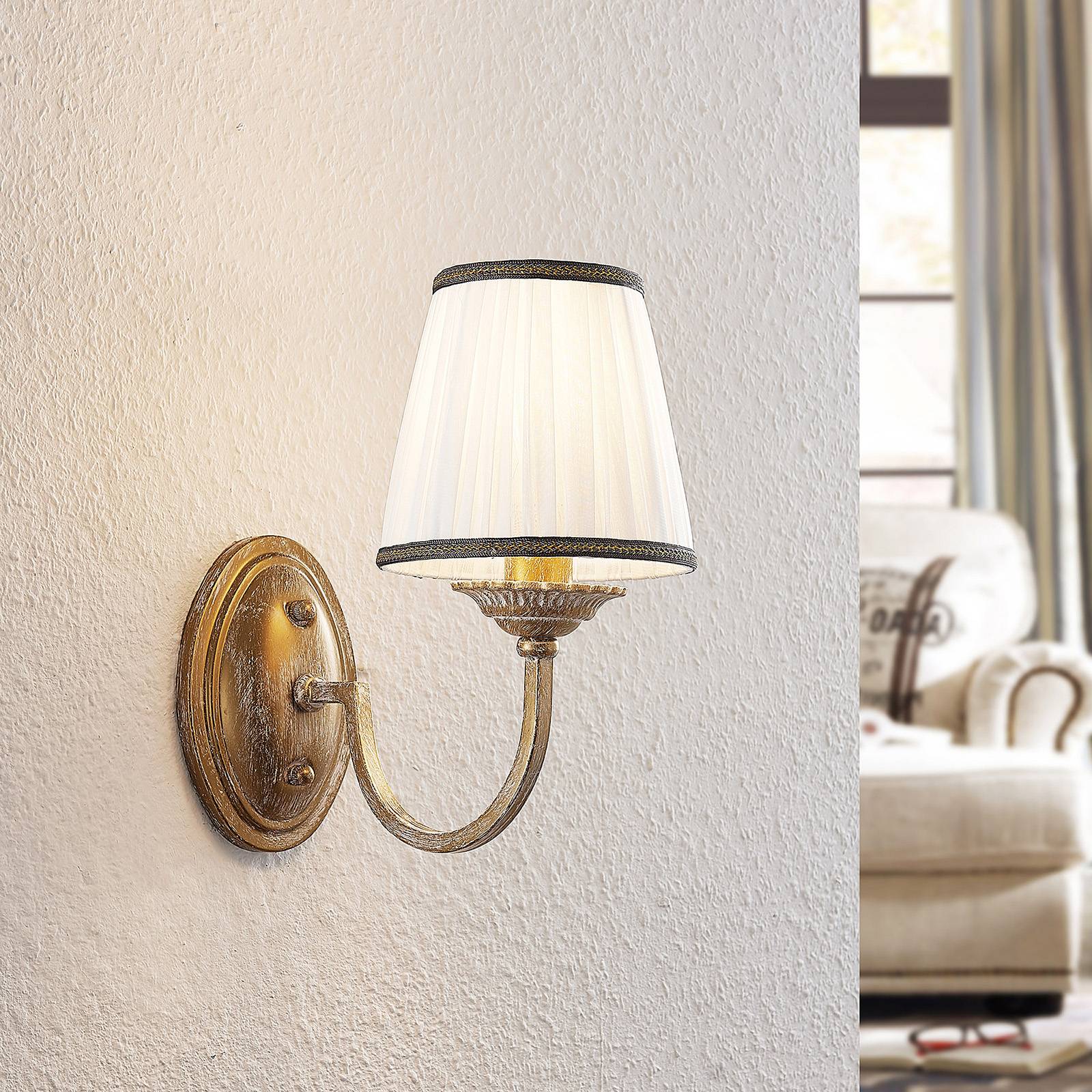 Wandlampe Lumiel Lindby, dimmbar, bronze / altmessing, für Wohn- / Esszimmer, Textil / Stoff / Seide, Landhaus / Rustikal, Wandleuchte, Wandlampe Innen