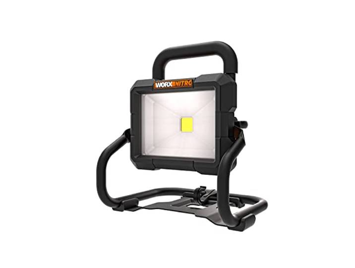 WORX Projecteur LED sans fil 20V WX026.9 1500 lm Éclairage jusqu'à 1500 lm\, tête orientable à 360° et format compact compatible PowerShare