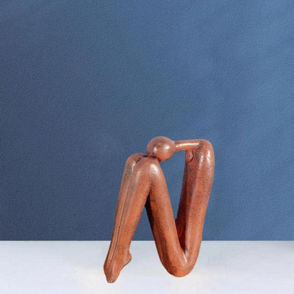 Abstract Bruin Beeldje Karakter Figuur voor Huisdecoratie Hoogte: 17 cm