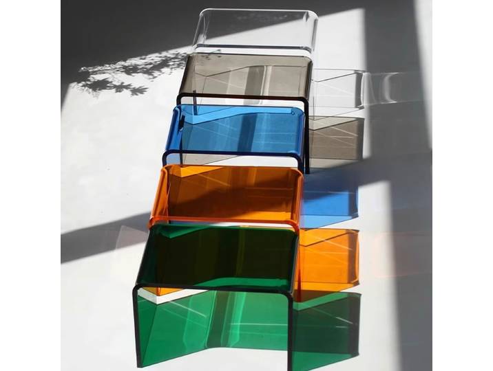 Tabouret à chaussures transparent simple et tendance en acrylique nordique, tabouret bas sur pieds.