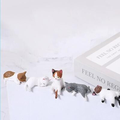 Inspired Living Kawaii Cat Monitor Edge Figurines Cute Desk Companion Set For Cozy Workspaces 2