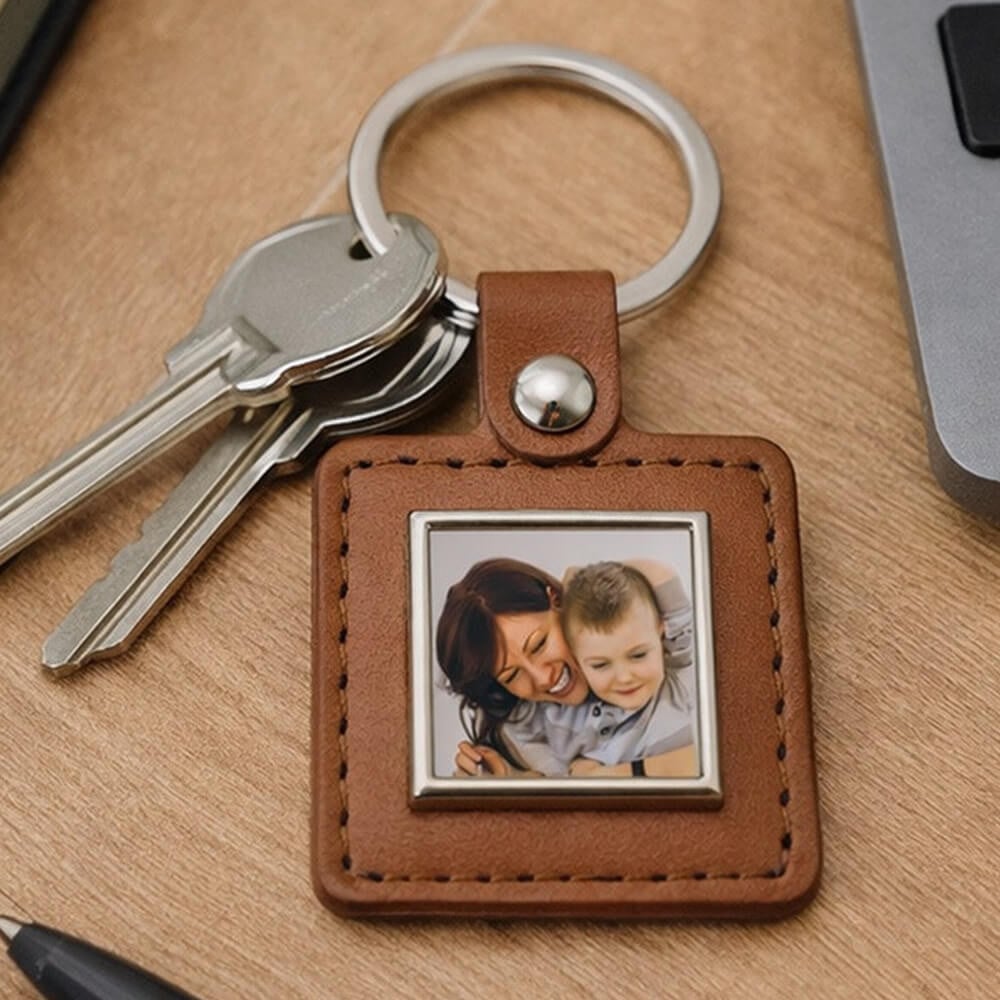 Ocadeau Porte clé cuir brun carré