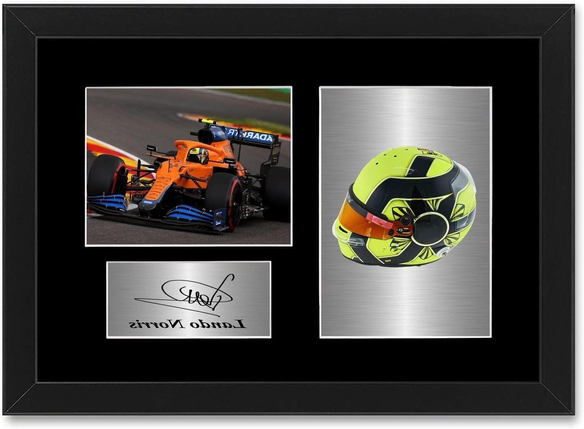 Helm Foto Display met Gesigneerde Print en Voorgedrukte Handtekening - Wanddecoratie - A4 Formaat - Zwart