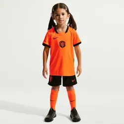 NIKE Niederlande Stadium Heim-Minikit 2025/26 Kinder 809 - hyper crimson/black XL (122-128 cm)