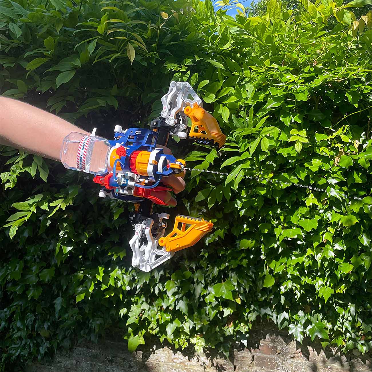 Mega Cyborg 5 Water Blaster Construction Kit
