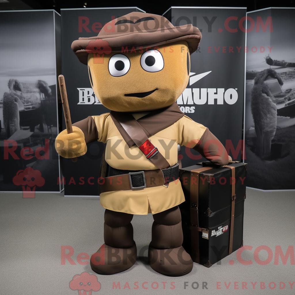 Maskottchen REDBROKOLY eines braunen Samurai mit Cargohose und Aktentasche