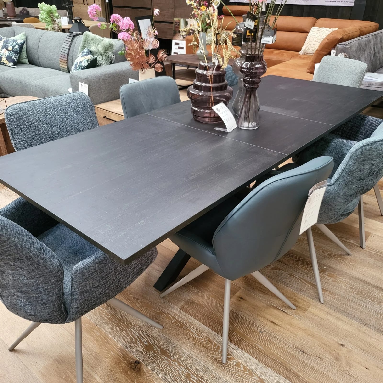 WoonMax Chesterfield Eettafel Rechthoekig - Grijs - B/D: 180 x 90 cm (uitschuifbaar tot 230 cm)