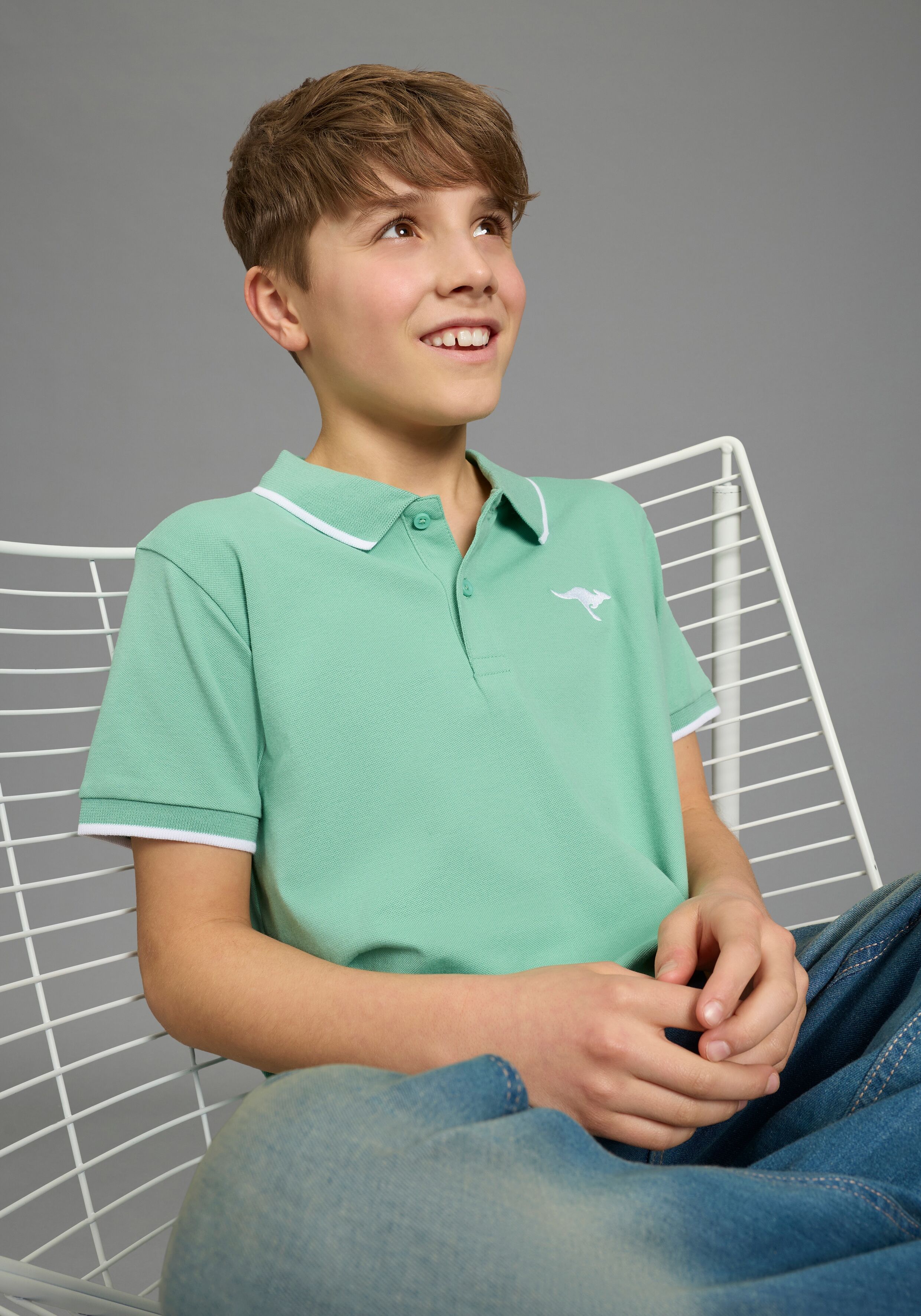 Poloshirt KANGAROOS "Kangaroos 2er Pack Poloshirts", Jungen, Gr. 92/98, grün (marine, grün), Piqué, Obermaterial: 95% Baumwolle, 5% Elasthan, bestickt, Basic, Rippbündchen, Shirts Poloshirt, Kurzarm, Basic Passform, mit Logostickerei, mit Seitenschlitzen