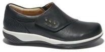 Women's Anna Oxford Flat by Hälsa in Black (Size 11 M)