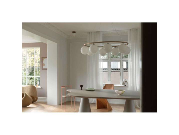Lustre ovale Miira 8, laiton/opale, à 8 lampes - Nuura Nuura Aps - Salle à manger - Scandinave - Métal - Multi-ampoules