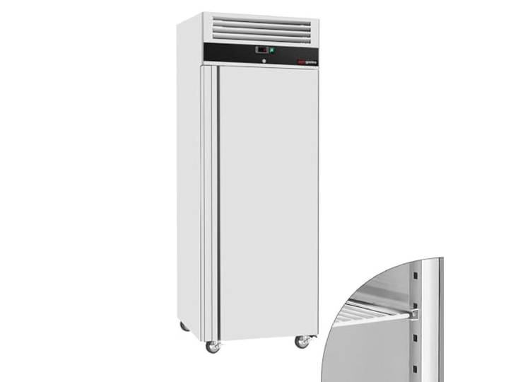 GGM Gastro Kühlschrank ECO GN 2/1 700 L 1 Tür Ideal für den Dauereinsatz, hochwertige Edelstahlverarbeitung, einfache Reinigung, wechselbarer Türanschlag, flexibel