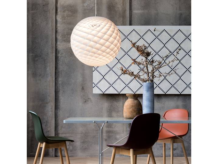 Suspension Patera 600 LED, blanche, Ø 45 cm - Louis Poulsen - Salon / séjour - Plastique
