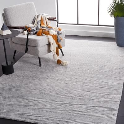 SAFAVIEH Handmade Mirage Isolde Modern Rug