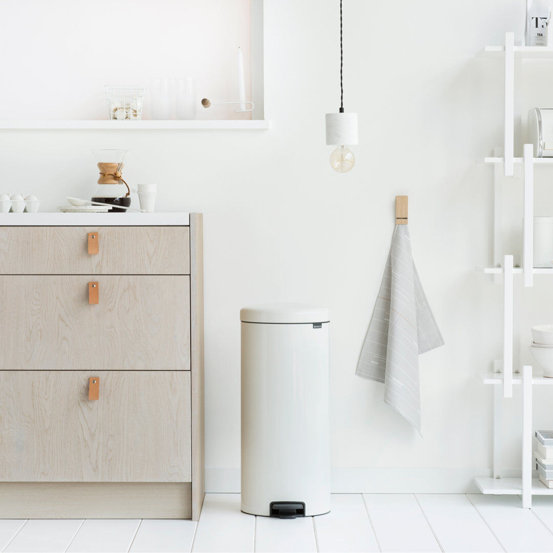 Brabantia NewIcon Soft Closing 30 Litre Pedal Bin White