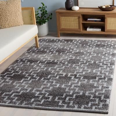 SAFAVIEH Handmade Vermont Greti Southwestern Rug