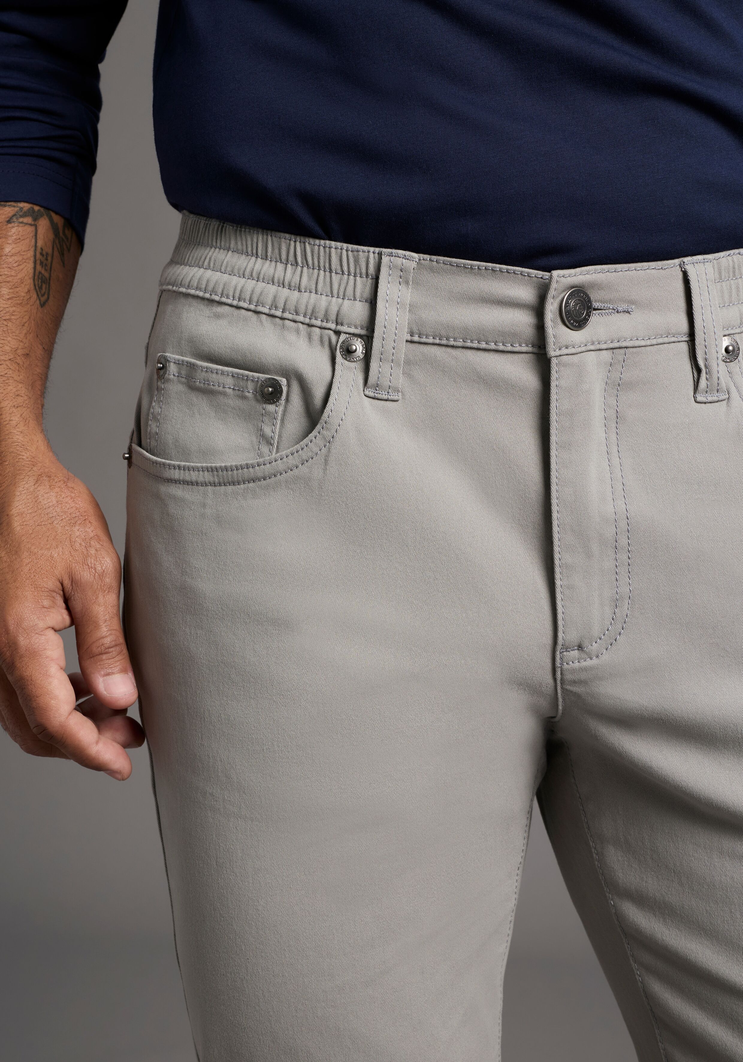 5-Pocket-Hose MAN'S WORLD, Herren, Gr. 74, N + U Gr, grau, Obermaterial: 98% Baumwolle, 2% Elasthan, comfort fit lang, Hosen 5-Pocket-Hose, Stretchhose mit Dehnbund grau 74, N + U Gr