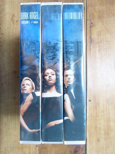 James Cameron - Dark Angel - Saison 1, Partie 1 - Coffret 3 VHS - Preis vom 11.10.2026 03:10:56 h