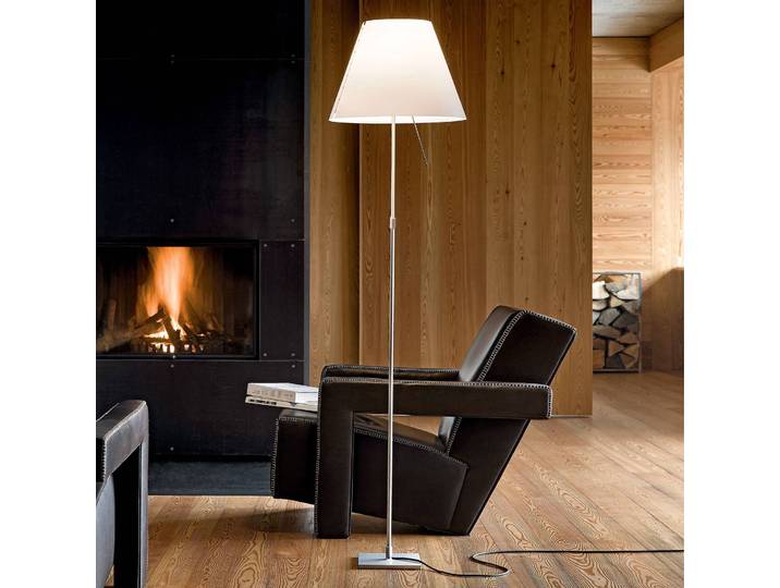 Luceplan Stehlampe Costanza, weiß / opal, für Wohn- / Esszimmer, Aluminium, Design, Stehlampe