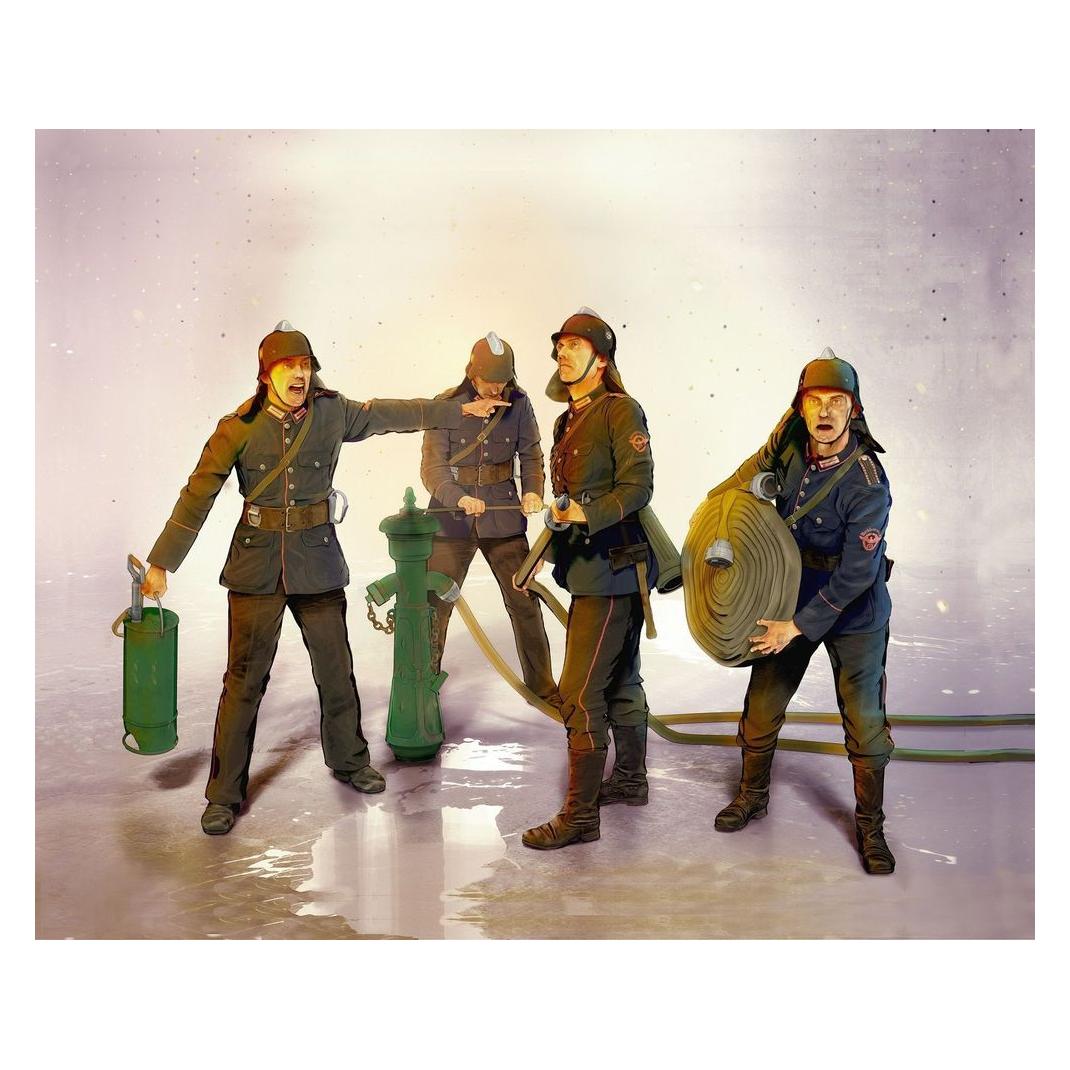 ICM WWII German Firemen (4 figures) (35632)