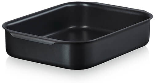Le Creuset Ovenware 33cm Roaster Black