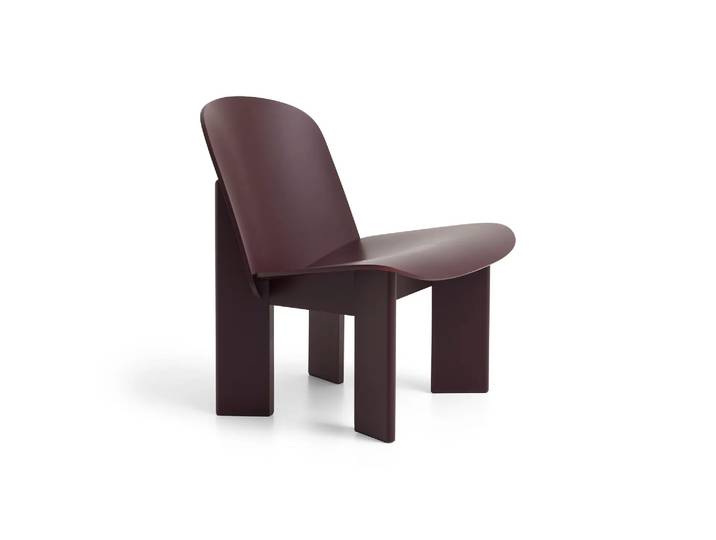 HAY Chisel Lounge Chair Dark bordeaux lackierte Buche