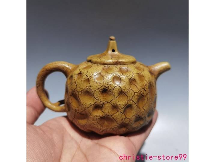 Pot à thé rond sculpté en céramique zisha de Yixing, Chine, 4.8 pouces, statue de théière
