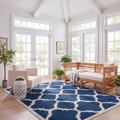 SAFAVIEH Amherst Blanch Modern Rug