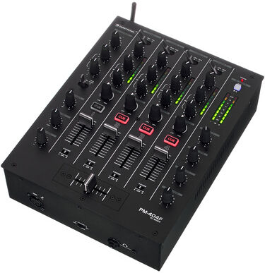 Omnitronic PM-404F noir