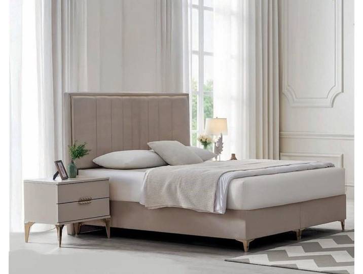 JVmoebel Schlafzimmer-Set Elegante Beige Schlafzimmer Garnitur Polsterbett 2x Nachttische, (3-tlg), Made in Europa