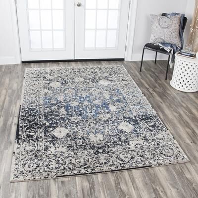 "Alora Decor Swagger Taupe Motif Area Rug - 3' 3"" x 5' 3"""