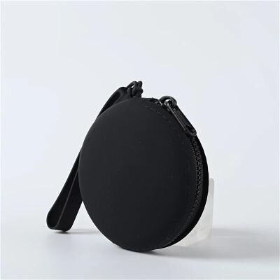 Uplifted Finds Silicone Pet Treat Pouch Portable Round Training Bag For Dogs And Cats black