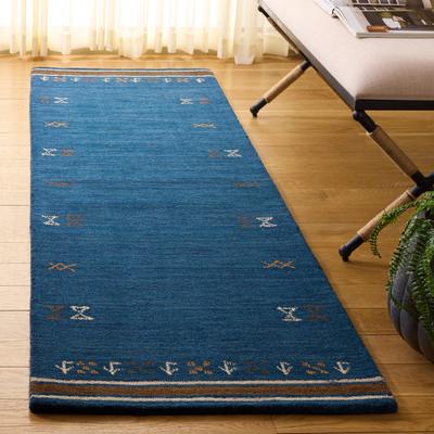 SAFAVIEH Handmade Himalaya Brittny Wool Rug
