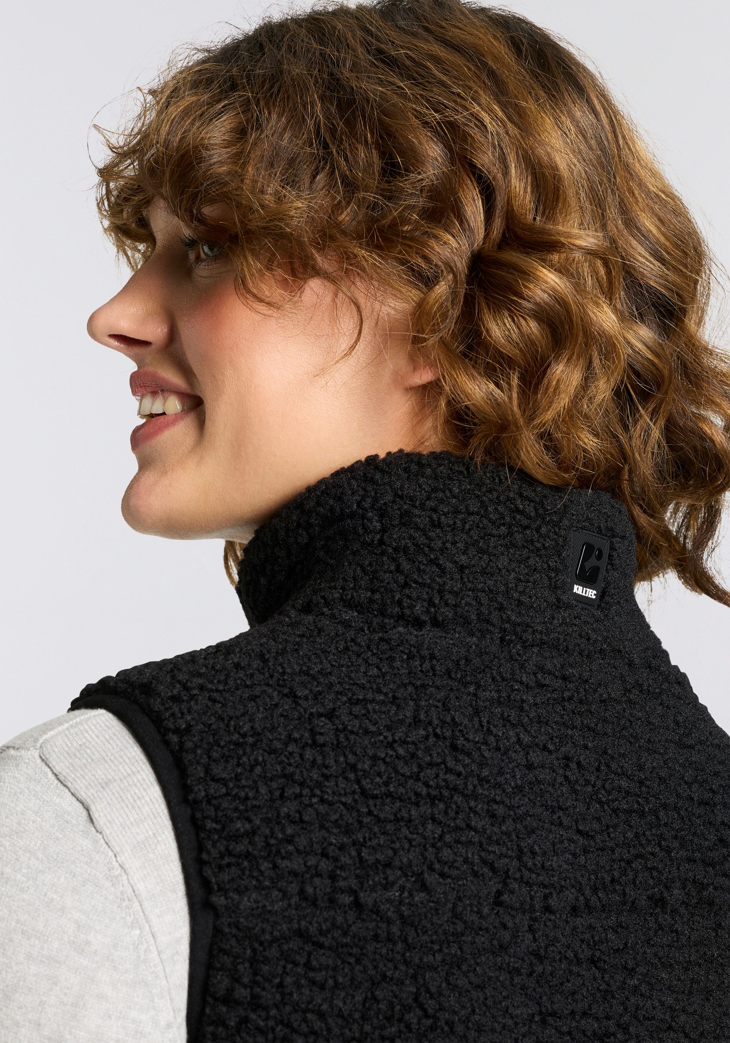 Fleeceweste KILLTEC "KOW 7 WMN VST", Damen, Gr. 44, schwarz, Obermaterial: 100% Polyester, Westen Fleeceweste, mit Stehkragen, aus Stretchmaterial, sportlicher Stil schwarz 44
