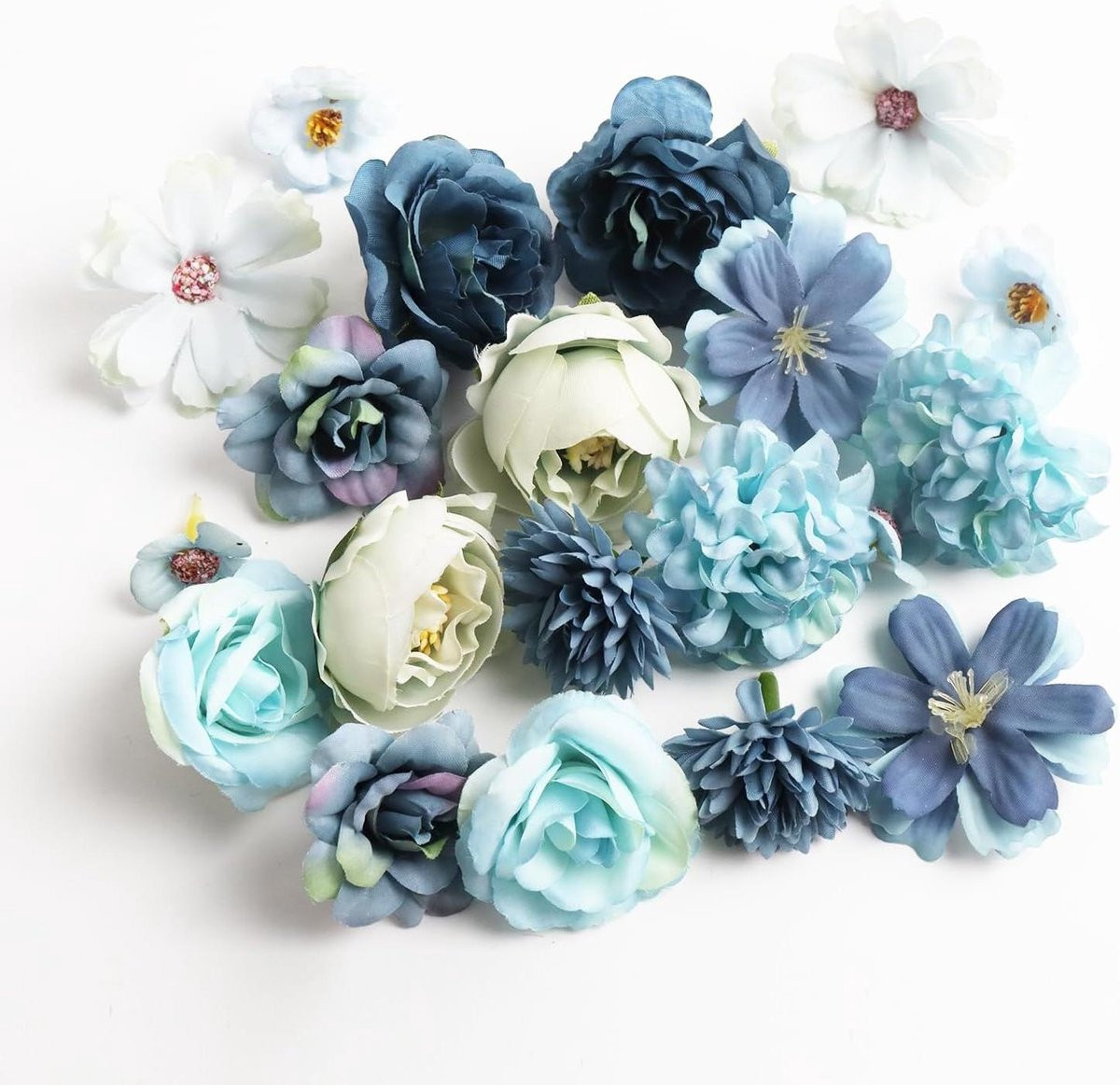 Blauwe set realistische zijden kunstbloemen voor decoratie