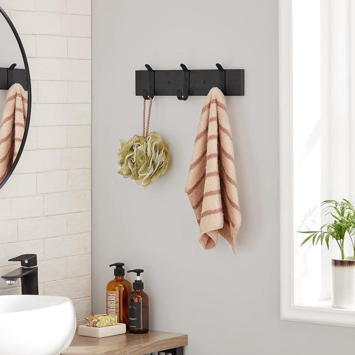 Houten Wandkapstok met 3 Haken in Industriële Stijl
