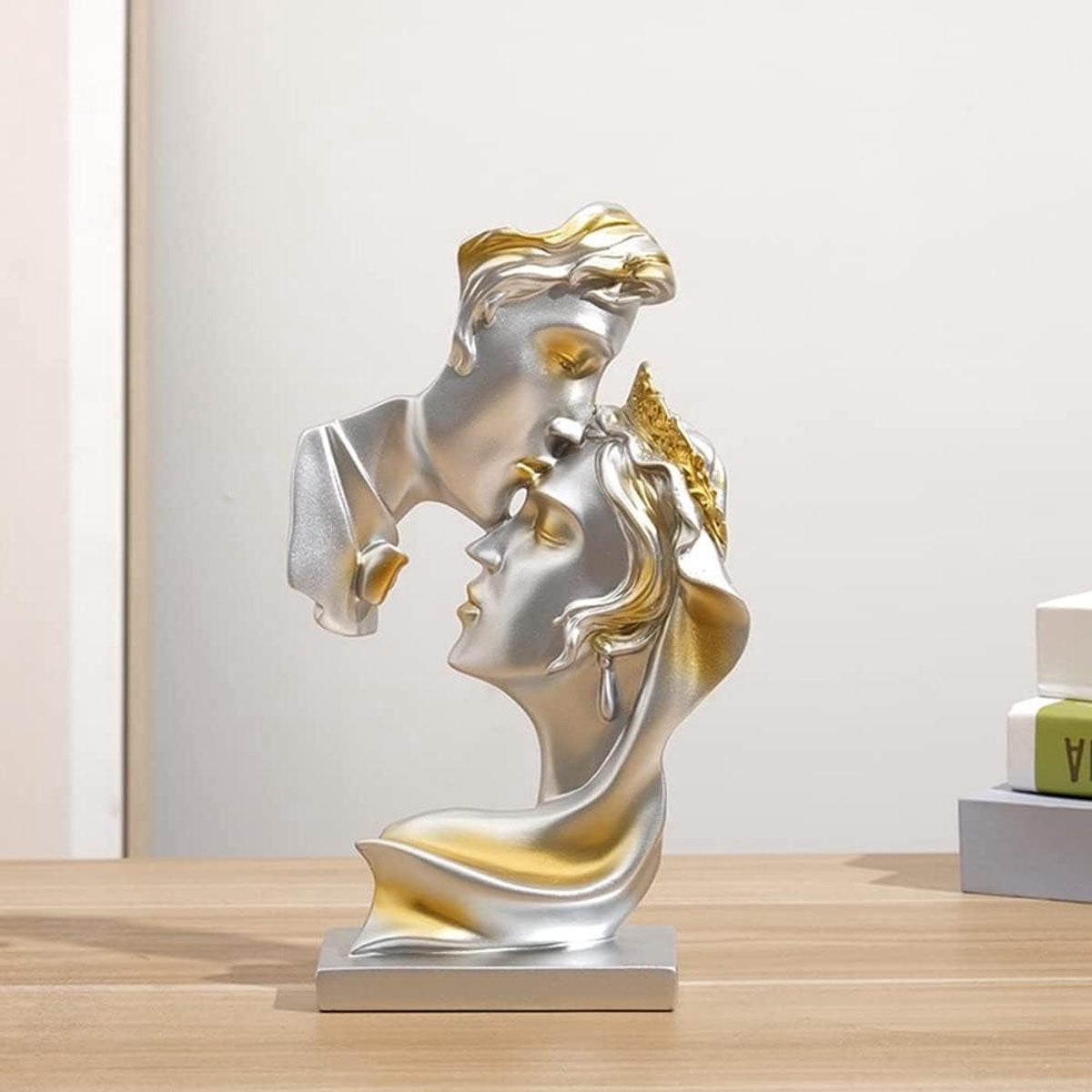 Abstract Paar Sculptuur Kus Kunst Decoratie van Hars voor als Woonaccessoire of Cadeau