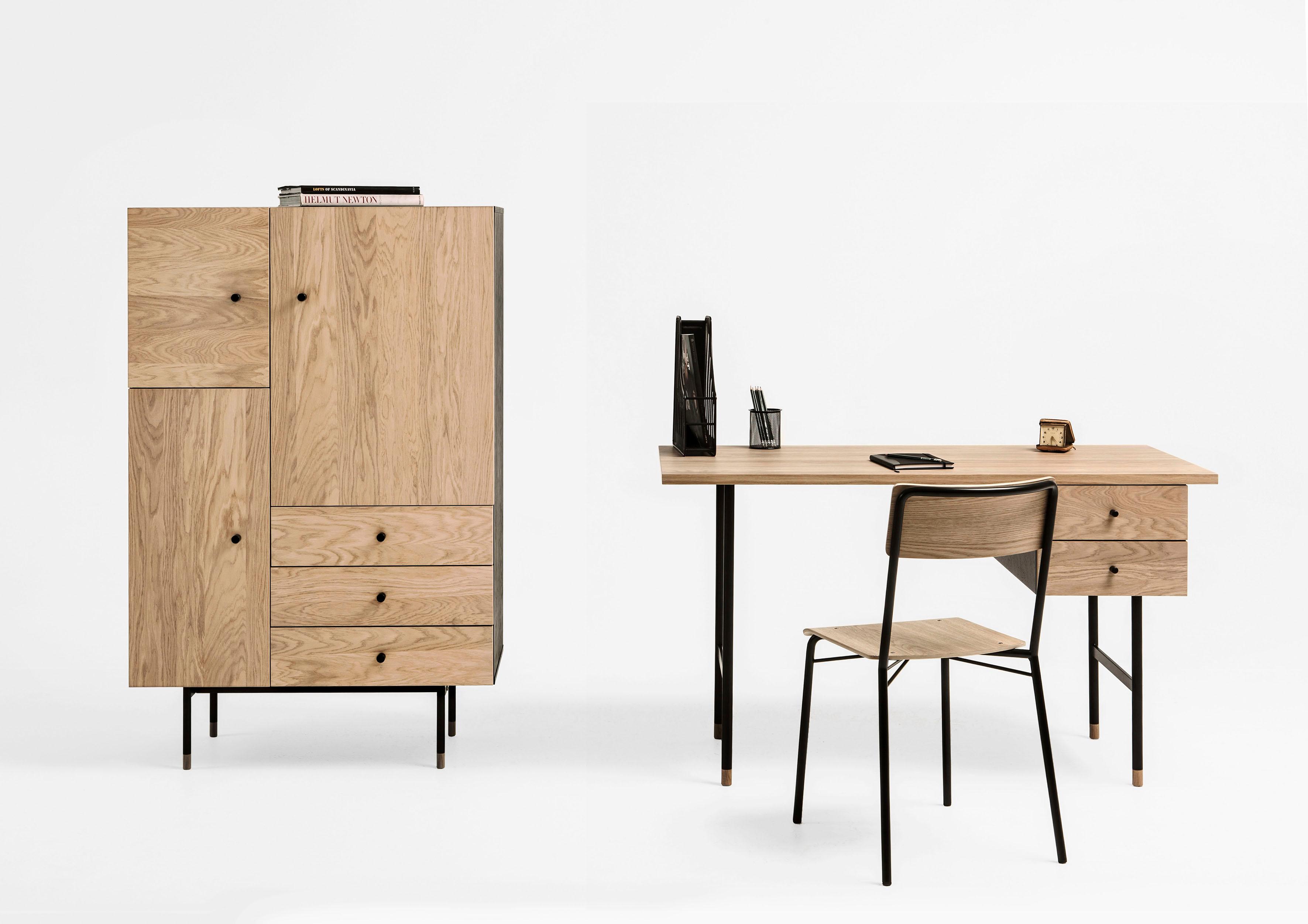 Schreibtisch WOODMAN "Jugend", braun (eichefarben, schwarz), B:130cm H:75cm T:65cm, Tische, Schreibtisch, Schubladen mit Soft-Close-Funktion, Beine aus Metall, FSC eichefarben, schwarz B/H/T: 130cm x 75cm x 65cm