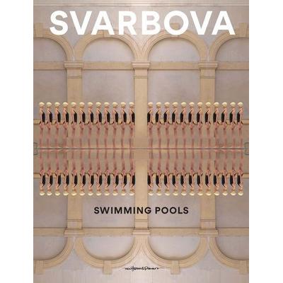 Swimming Pools, Gebundene Ausgabe von Maria Svarbova, Global Book Sales