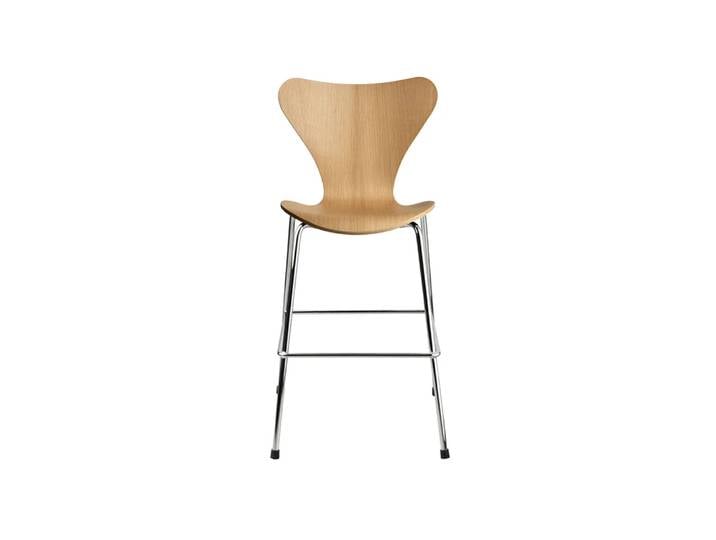 Fritz Hansen 3177 Series 7 Junior Stuhl Chrom Lacquered oak veneer
