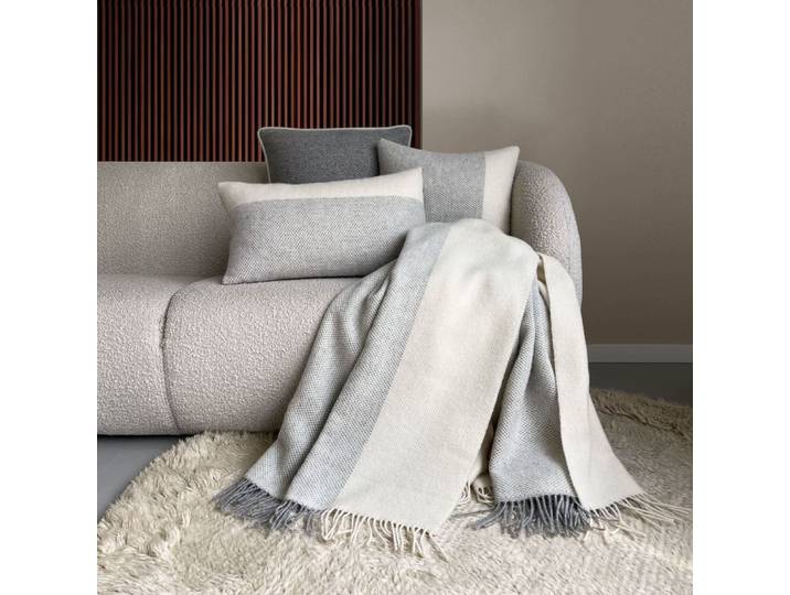 Plaid en laine gris naturel 140x200