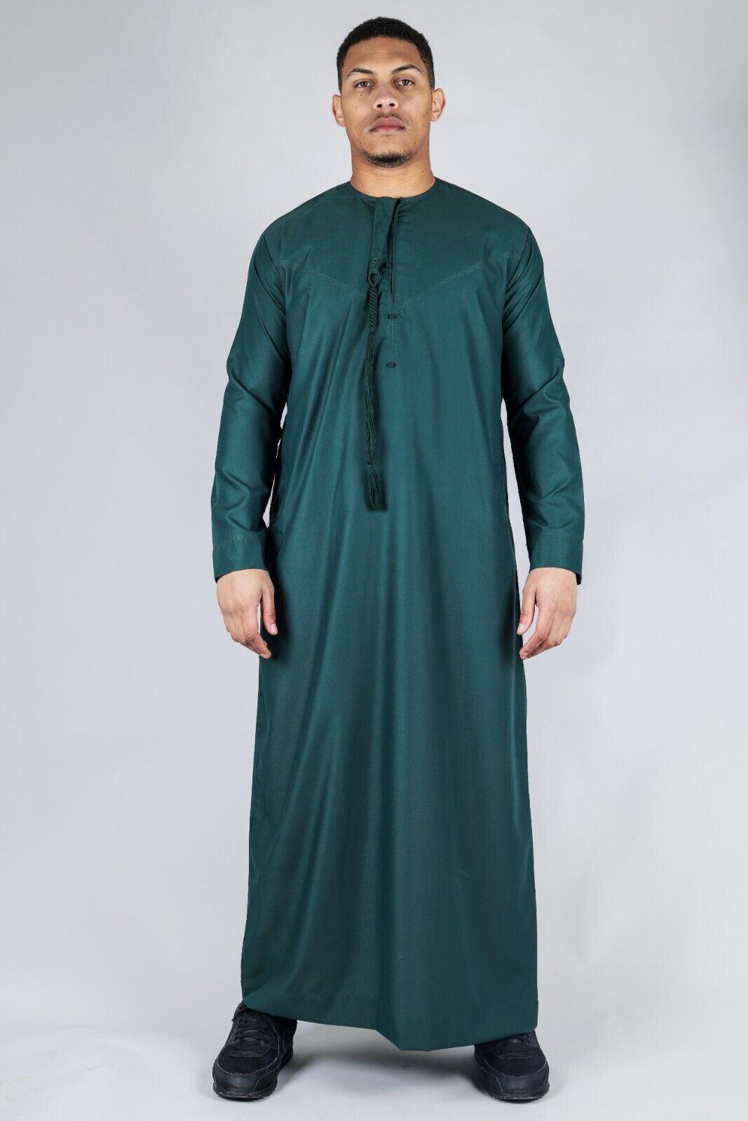 Grünes Thobe Emirati islamisches Jubba-Gewand für Herren, Eid-Quaste, normale Passform