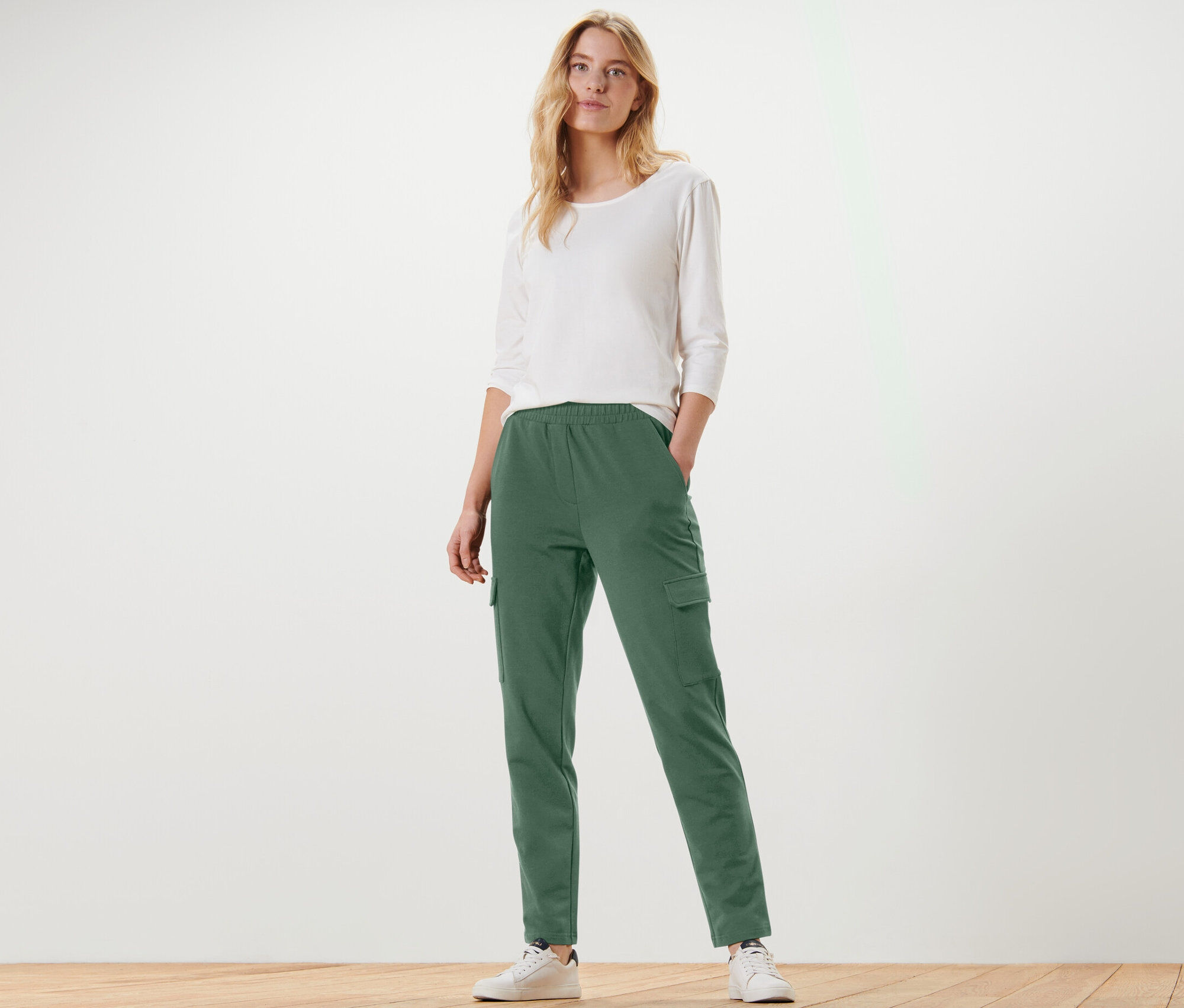 Tchibo - Joggpants mit Cargo-Taschen - Damen - Gr. XXL - dunkelgrün