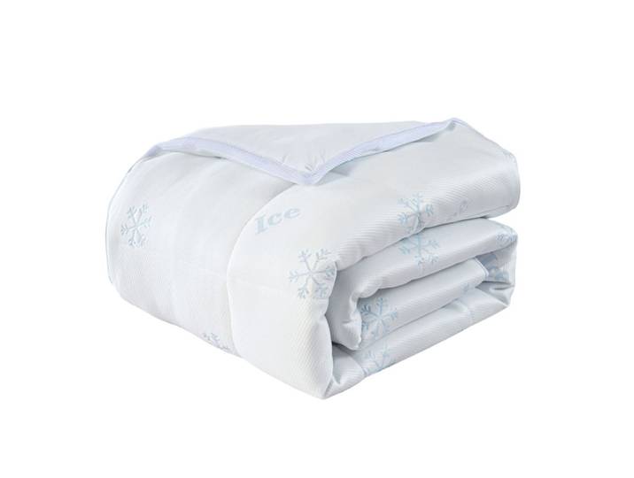 Couette été tissu rafraîchissant microfibre 240x260 cm