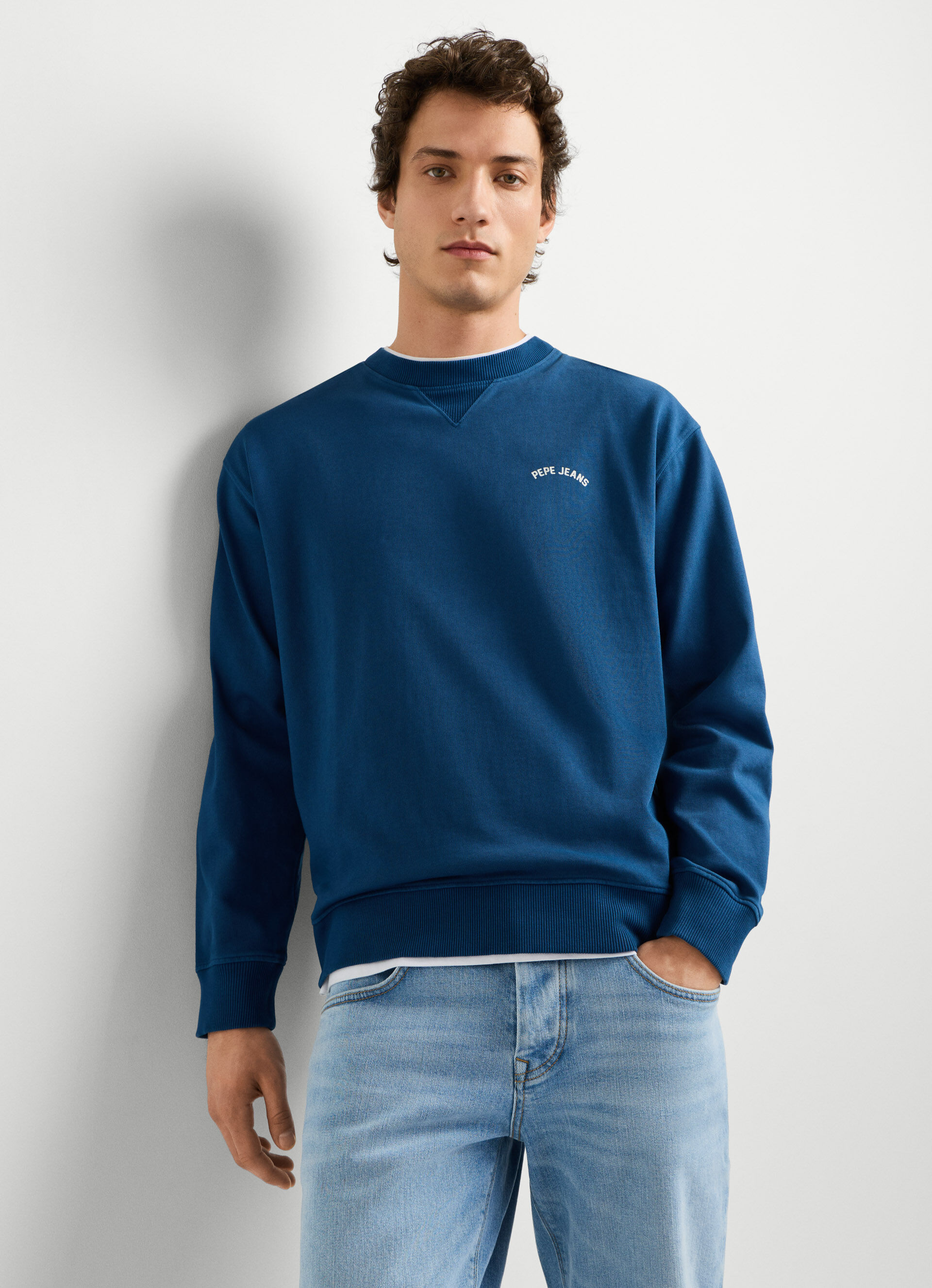 Sweatshirt PEPE JEANS "JOHN CREW", Herren, Gr. XXL, ink blau, Sweatware, Obermaterial: 100% Baumwolle, unifarben, hüftbedeckend, Rundhals, Rippbündchen, Sweatshirts Sweatshirt, mit Rippeinsatz am Rundhals, Logoschriftzug ink blau XXL